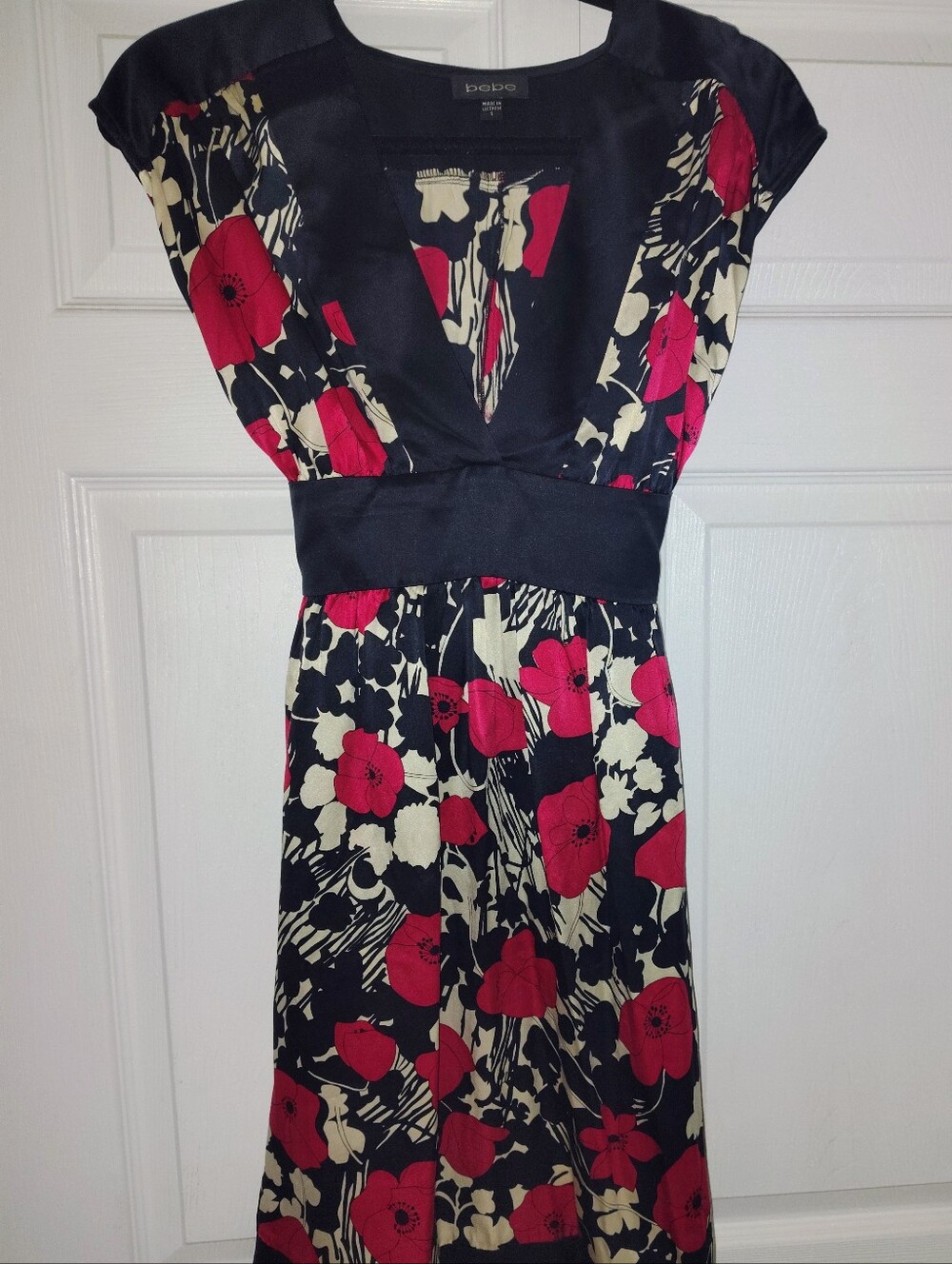 bebe Black, Red & Cream Floral Dress